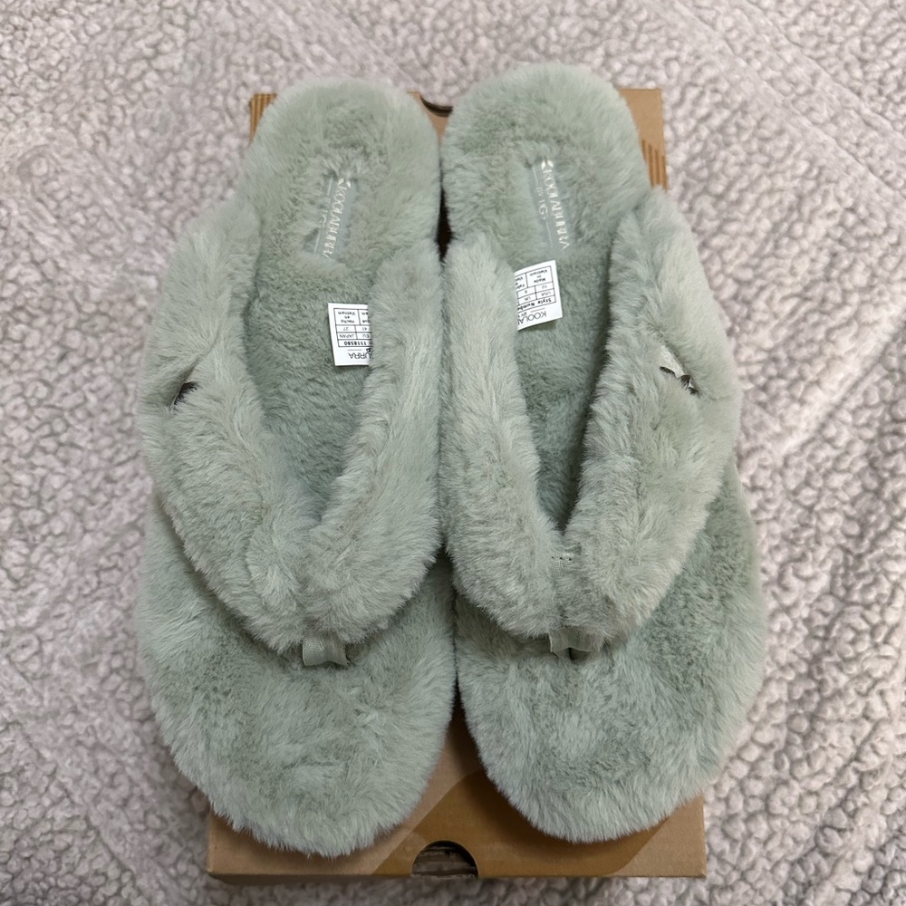 Koolaburra by UGG Furr-ee slippers